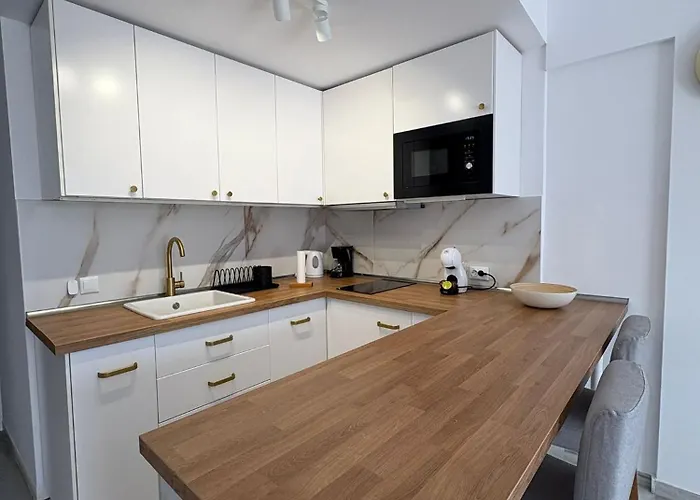 Palm Breeze Retreat - La Caleta Apartment *