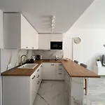 Palm Breeze Retreat - La Caleta Апартаменты *