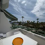 Palm Breeze Retreat - La Caleta Адехе