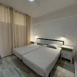 Palm Breeze Retreat - La Caleta
