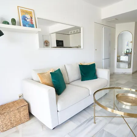 Palm Breeze Retreat - La Caleta *