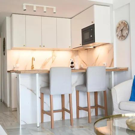 Palm Breeze Retreat - La Caleta Lejlighed *